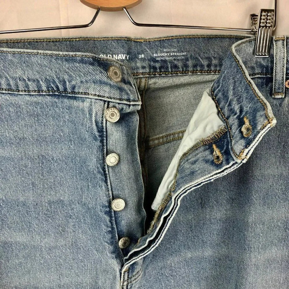 Old Navy High Waisted Button Fly Slouchy Straight Rip Repair Jeans, Plus Size 28 - Picture 7 of 12